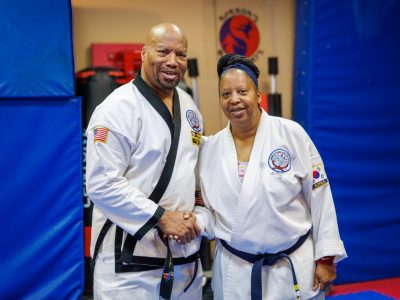barrons-martial-arts-site-images_adult-karate-classes-3