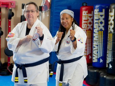 barrons-martial-arts-site-images_adult-karate-classes-5